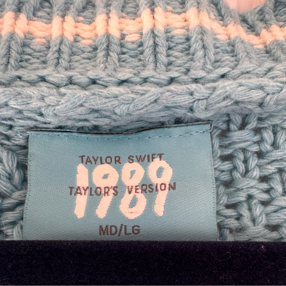 Taylor Swift 1989 Taylor’s Version Cardigan Sweater Women’s MD/LG - Picture 6 of 15